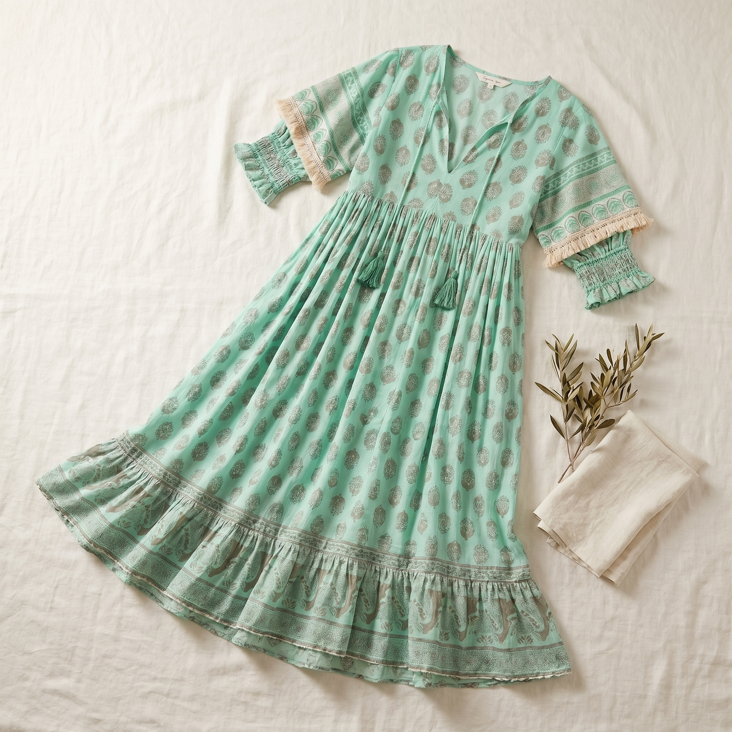 Women's Floral Print V-Neck Dress | Flowy Summer Cocktail Dress