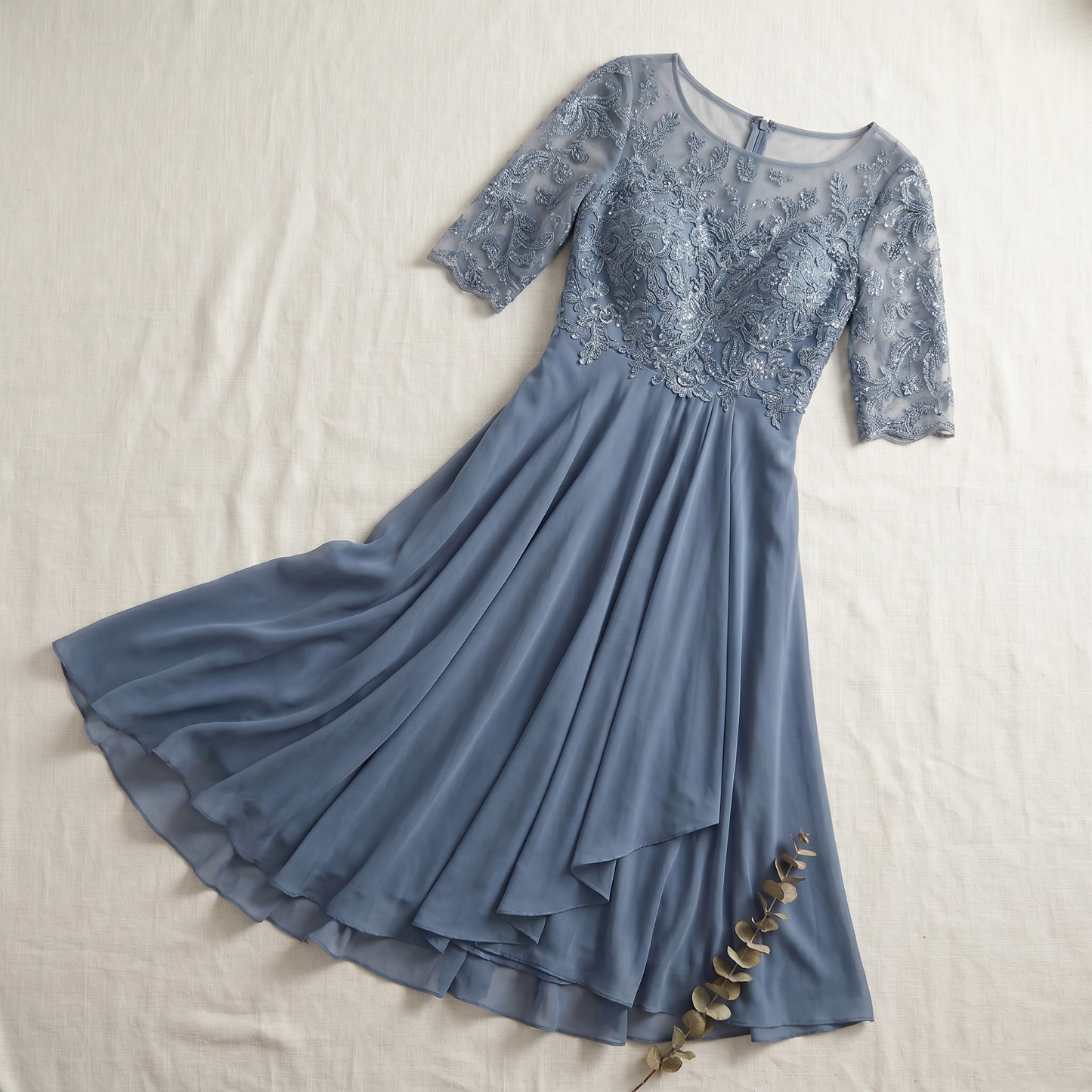 Women's Elegant Lace Dress | Timeless Cocktail Dress for Special Occasions