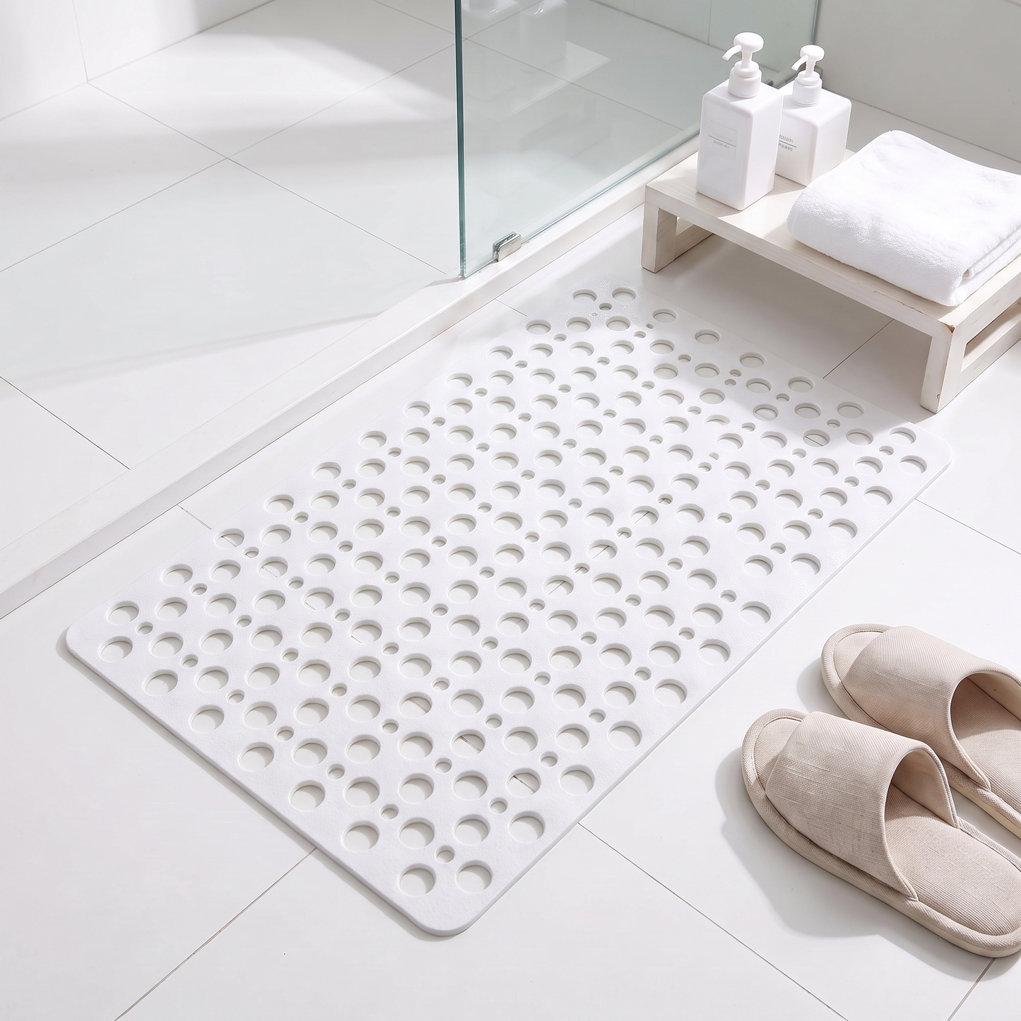 Silicone Non-Slip Shower Mat with Hygienic Design for Safe Bathing
